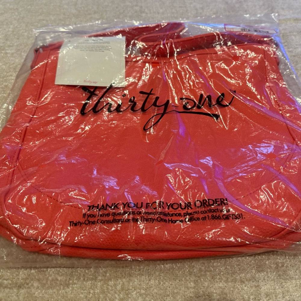 Thirty-One Calypso Coral Pebble Midway Hobo Bag